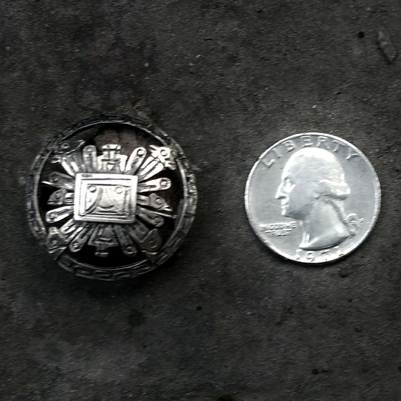 Vintage Sterling Silver Aztec Face Brooch - Picture 3 of 5